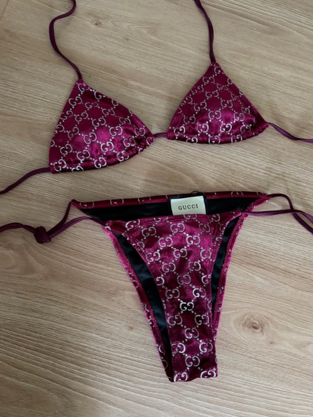Velvet gucci bikini - Picture 2 of 2
